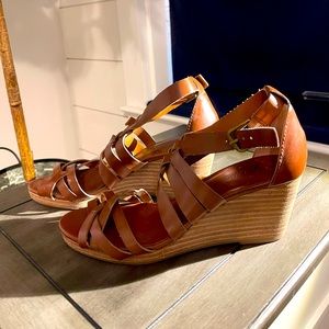 Lucky Brand sandals!